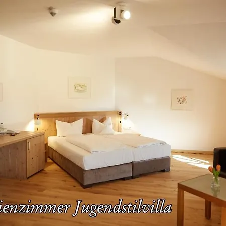 Luitpold Am 3*